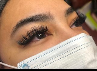 eyelash extensions, 